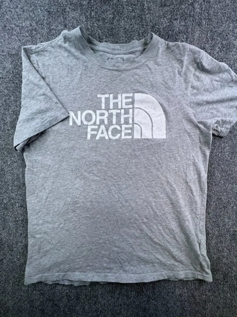 The North Face T Shirt Mens Medium Cotton Gray w Logo Short Sleeve Lightweight